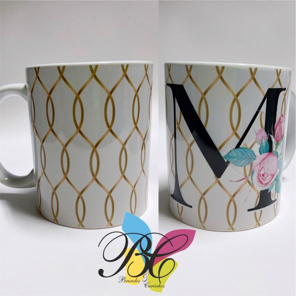 Caneca letra e rosas