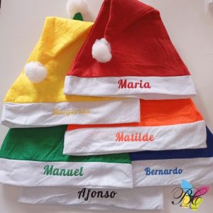 Gorros de natal com nome bordado
